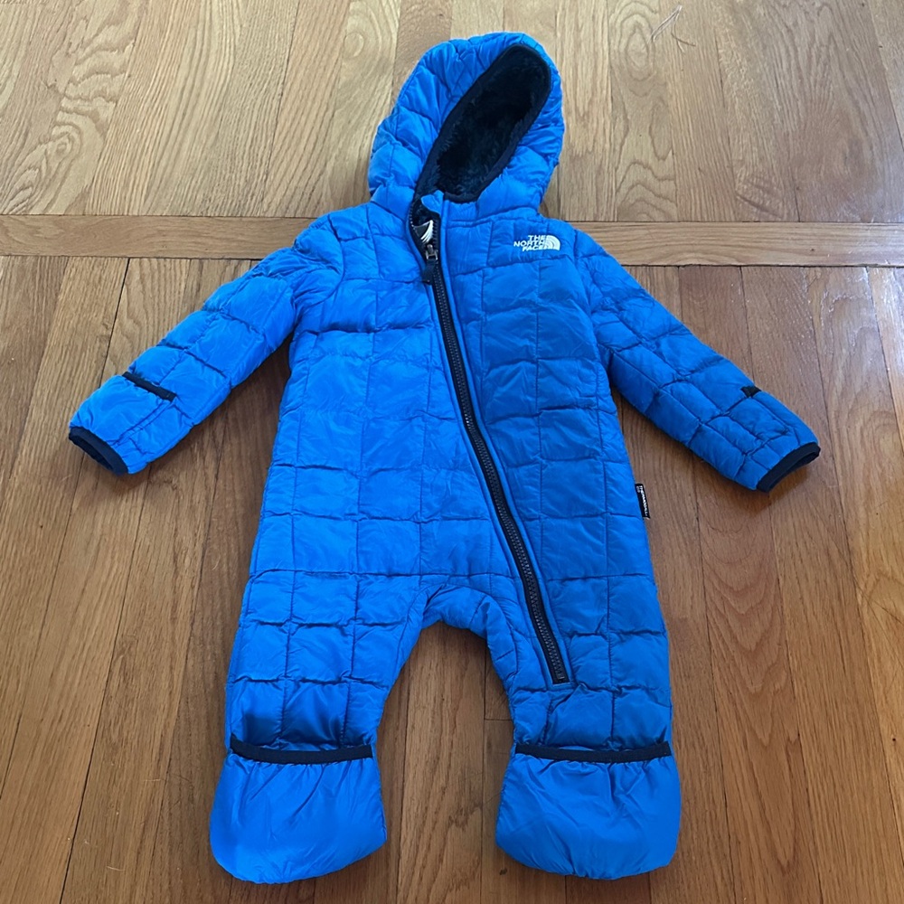 The Northface thermoball Baby One Piece Snowsuit